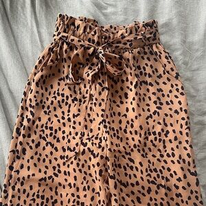 High-Waist Paperbag Tie-Waist Leopard Print Pant - Brown